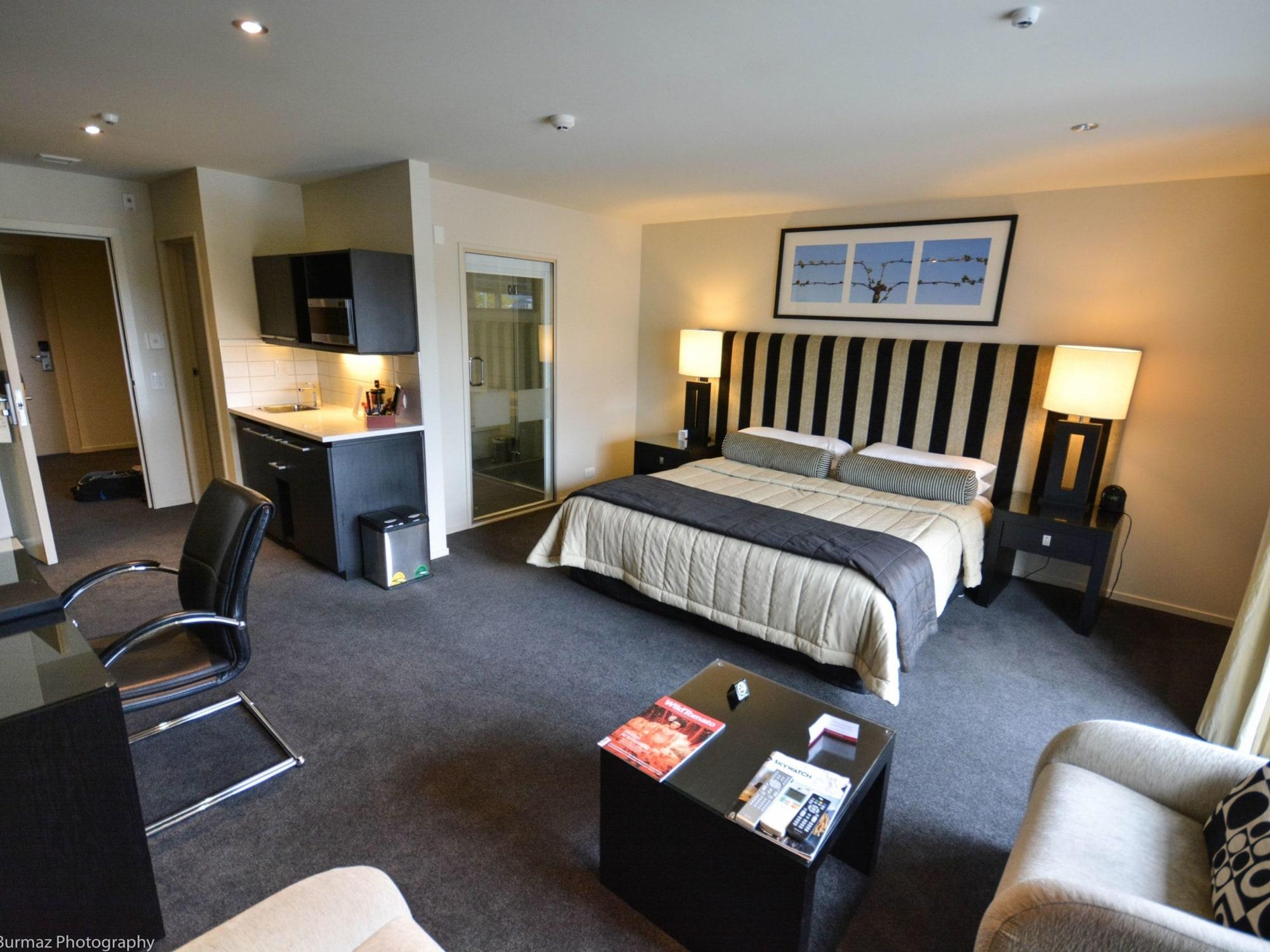 Carnmore Chateau Marlborough Blenheim Exteriör bild A studio apartment in New Zealand